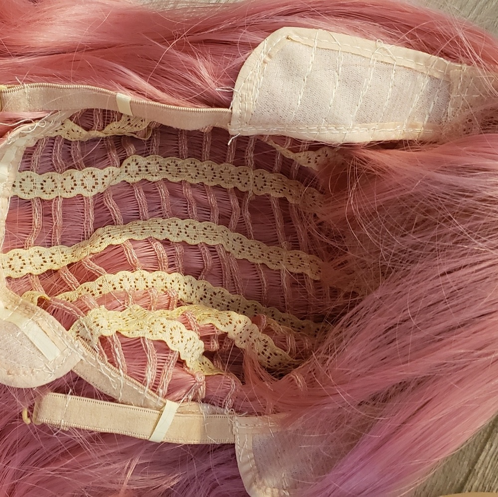 Brand new ποΈ Pink Wig with Bangs π - Picture 4 of 7
